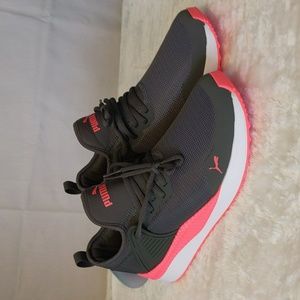 Puma soft foam pacer next cage running sneaker